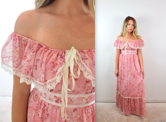 Vintage 1970s Off Shoulder Prairie Maxi