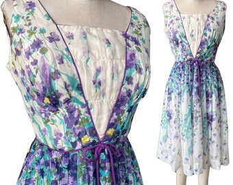 Robe printanière fleurie ajustée et évasée vintage des années 1960