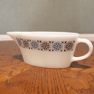 Salsera Pyrex de los años 60, color verde azulado y negro, con diseño geométrico, de ópalo, de JAJ James A Jobling, vintage