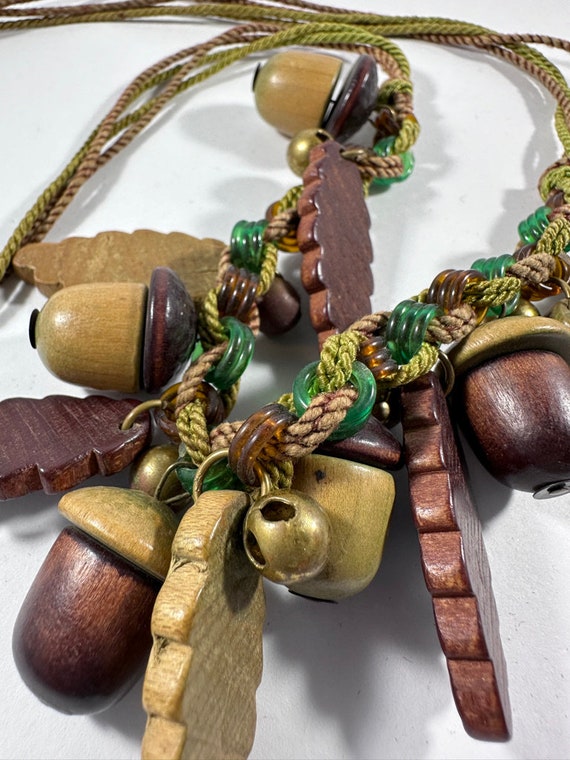 Vintage Carved Wood Acorns and Leaves Necklace - image 4