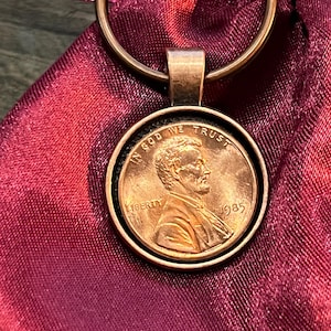 1985 Penny Keychain #40 - Antique Copper