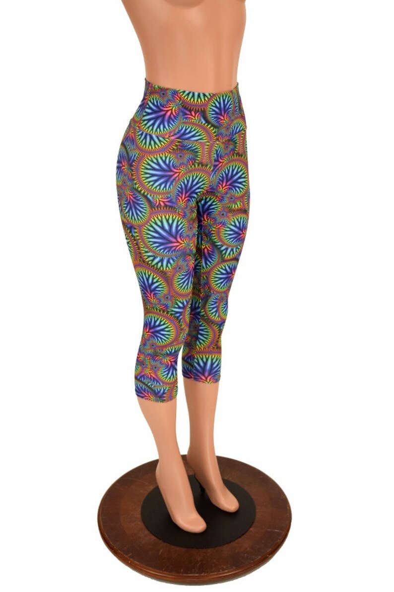 156256 Radioactive Print Capri Length High Waist Leggings