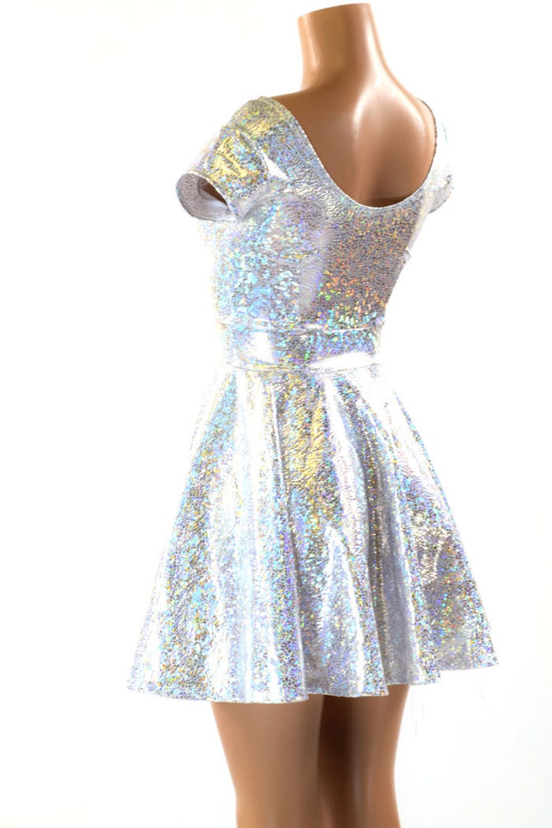 Fit and Flare Skater Dress with Scoop Neckline and Cap Sleeves in Silver on White Shattered Glass 151260 image 4