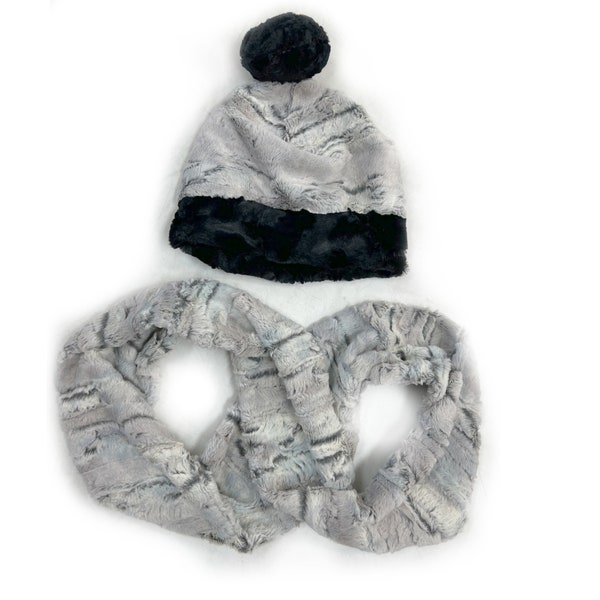 Sabeanie and Scarf Set in Sterling Fox Minky with Black Minky Band and Pompom 15810375