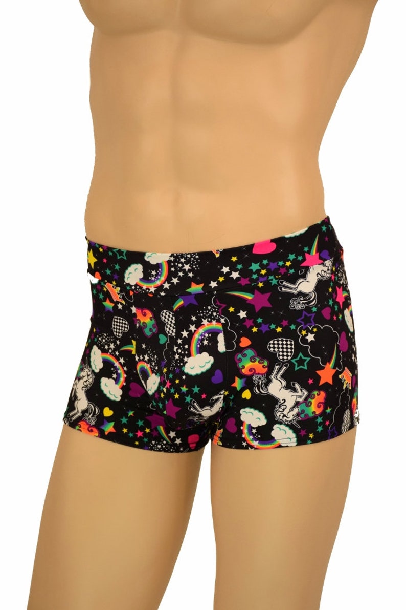 Men/'s Mid Rise Aruba Shorts in UV Glow Unicorns and Rainbows Black Light Reactive Magical 90/'s 156336