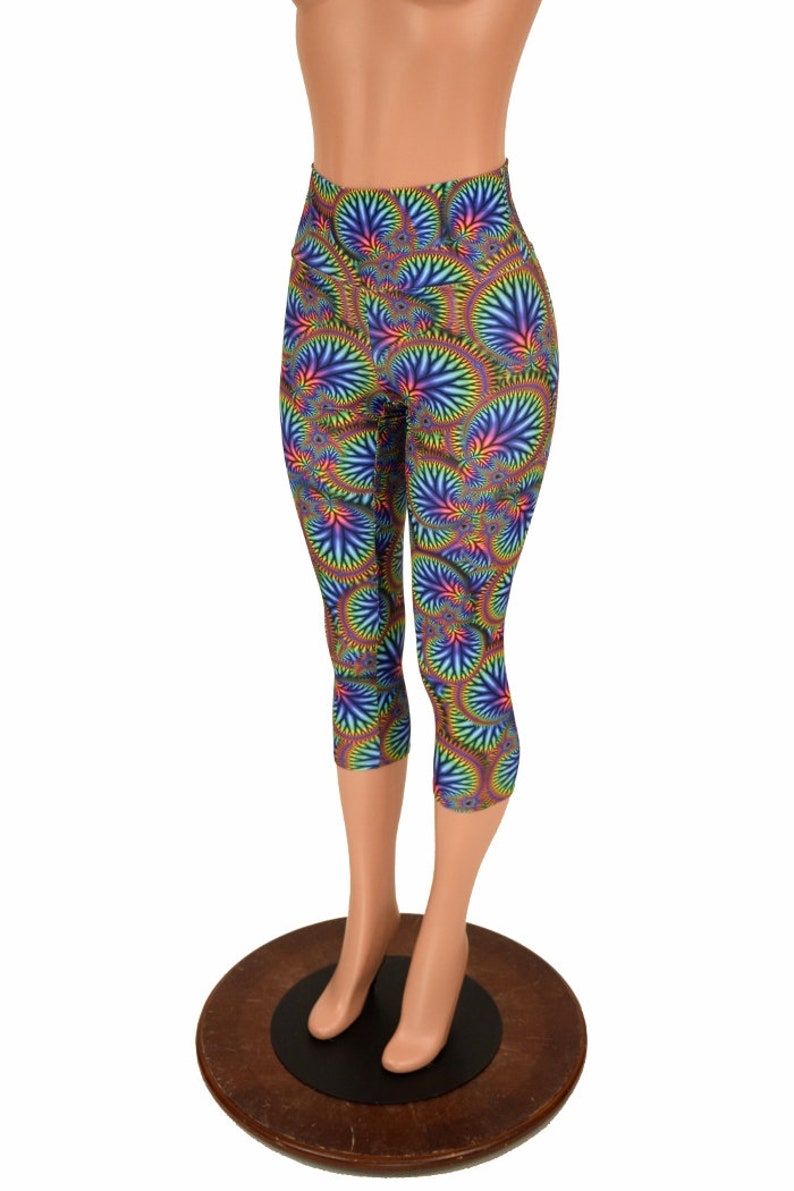 156256 Radioactive Print Capri Length High Waist Leggings