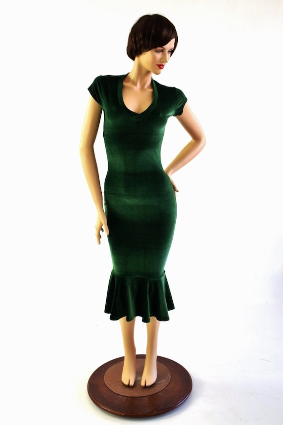Green Velvet Cap Sleeve V Neck Wiggle Dress With Ruffled Hemline