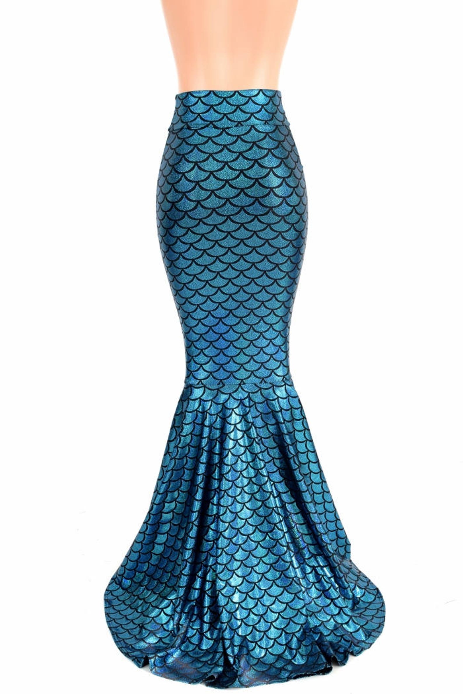 Hip-hugging mermaid skirt dress