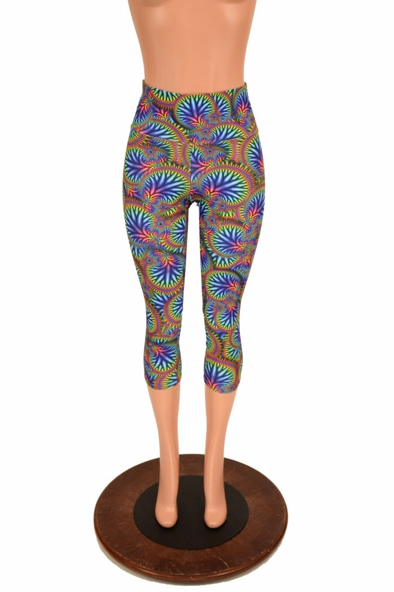 156256 Radioactive Print Capri Length High Waist Leggings
