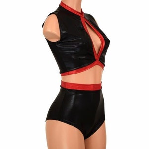 2PC Keyhole Top and Siren Shorts Set