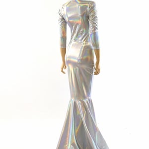 Glamorous, Bombshell Flashbulb Holographic Gown with Scoop Neckline, 3/4 Sleeves and Puddle Train 152025 image 3