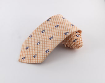 Hand-embroidered Boat tie