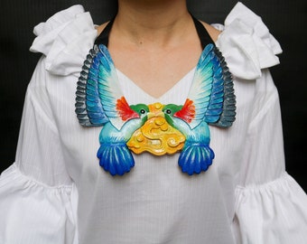 Hand carved Hummingbird necklace (blue)