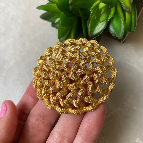 Vintage Brooch,Monet Round Brooch Pin Ornate Pin - image 1