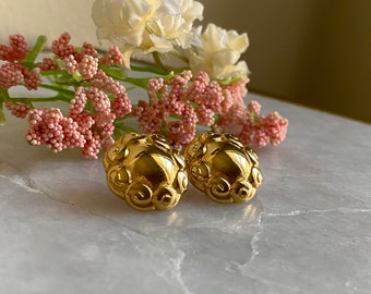 Monet Earrings, Circle Stud Earrings, Monet Vintage, Vintage Monet Earrings, Gold Plated Earrings, Dainty Earrings, Elegant Earrings