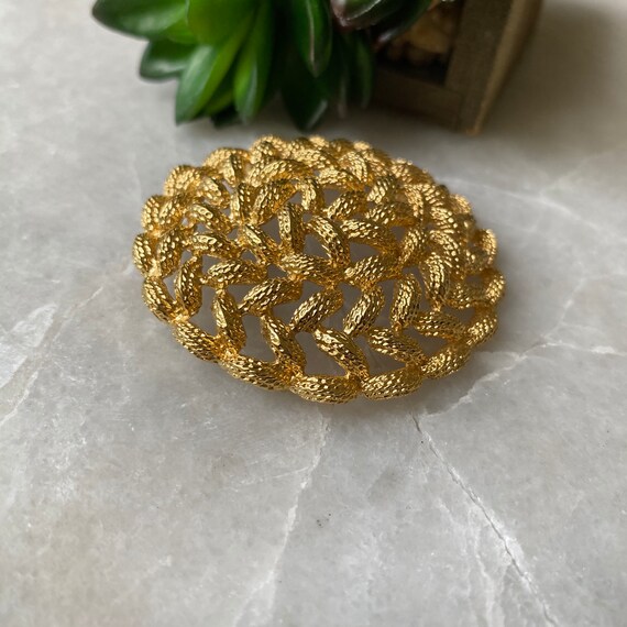 Vintage Brooch,Monet Round Brooch Pin Ornate Pin - image 6