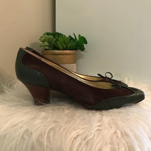 Vintage Shoes, Vintage Designer Shoes,Valentino Garavani Couture Pumps Green and Brown 8.5