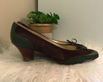 Vintage Valentino Couture Pumps: Brown Suede & Green Leather, Size 8.5