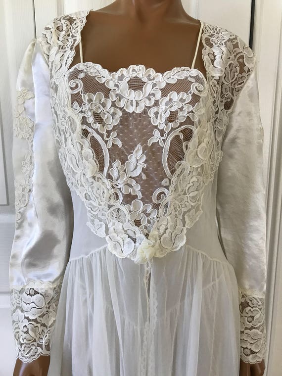 1960s Nightgown Set Peignoir Ivory Bridal Robe and