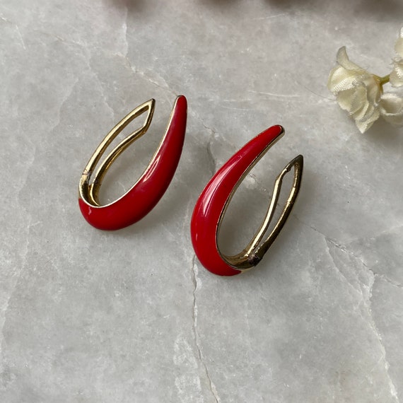 Vintage Trifari Earrings, Red enamel earrings Cro… - image 2