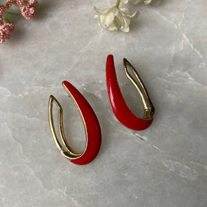 Vintage Trifari Earrings, Red enamel earrings Crown Trifari Earrings, Horseshoe Earrings, Gift for her, Gift for mom