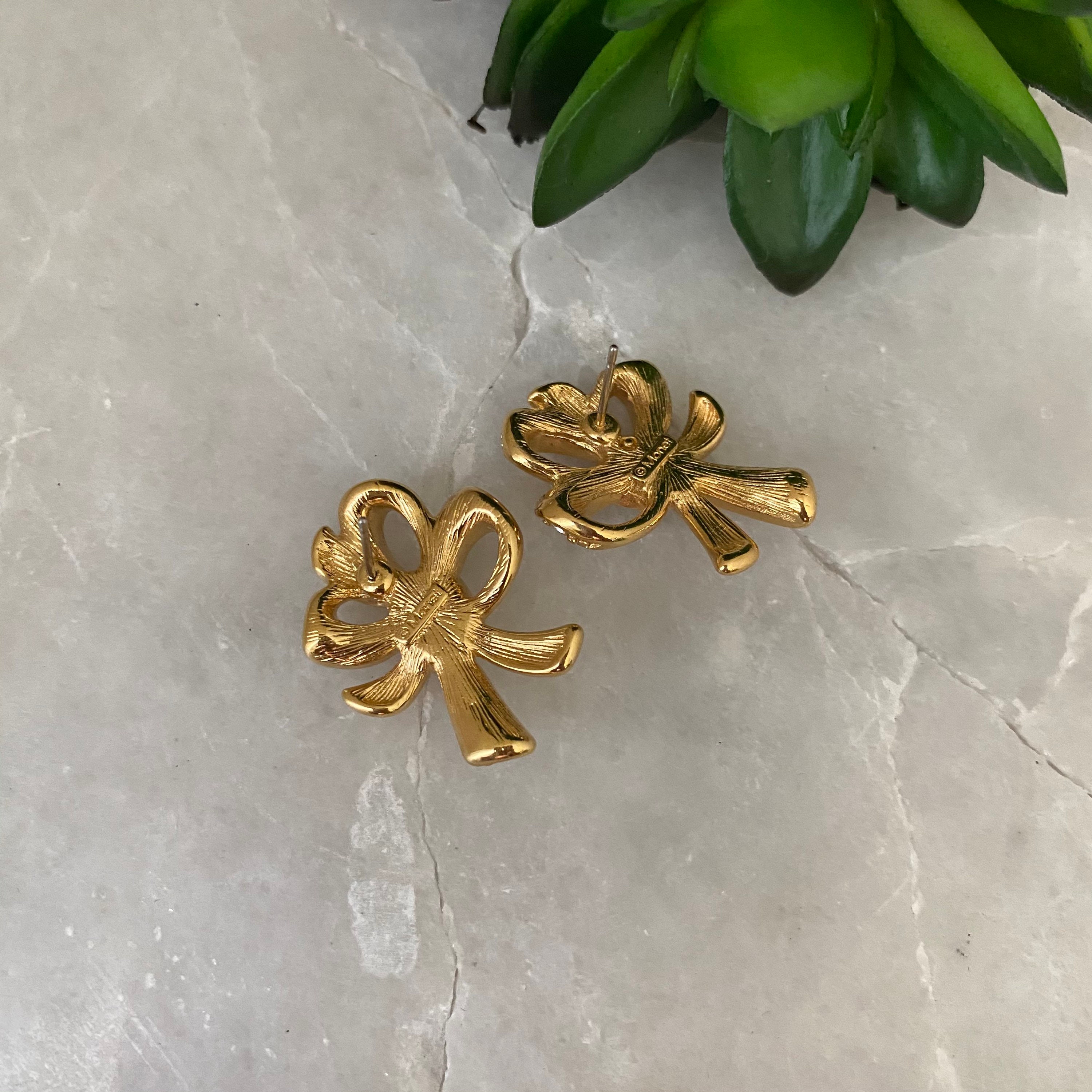 ◆VINTAGE HOLLYWOOD◆ Petal Ribbon Earrings VH2435EA006M Designer fashion, Seoul-fully created | W Concept