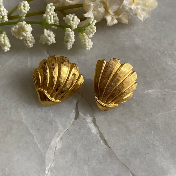 Shell Earrings, Sea Shell Earrings, Vintage Napie… - image 4