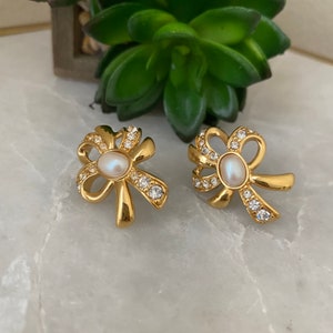 Vintage Earrings, Vintage Monet Earrings, Bow Earrings, Ribbon earrings, Pearl & Crystal Earrings, Gift for her