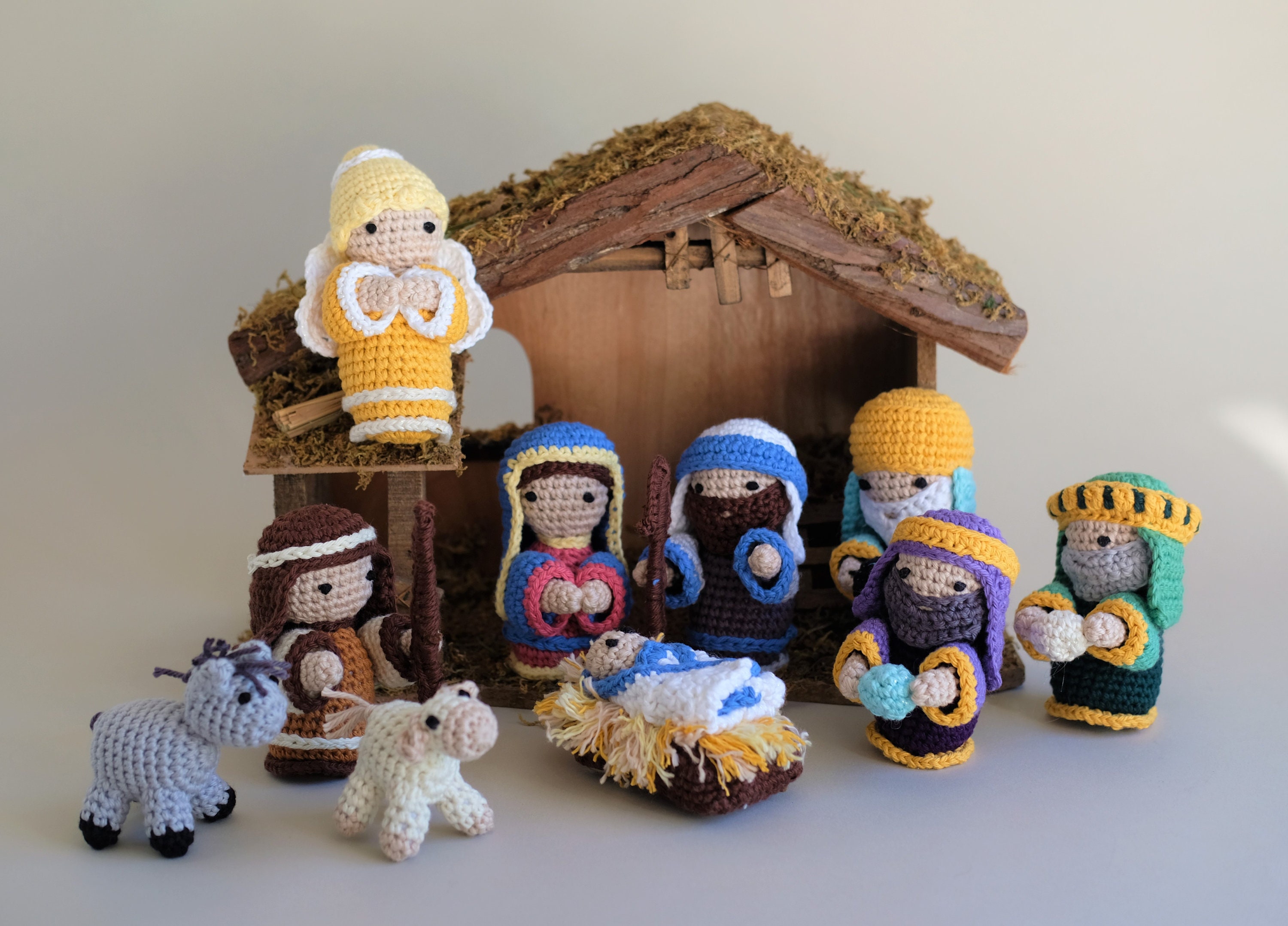 Lot of 2 Vogart Christmas Crochet Kits Nativity Baby Jesus #3221