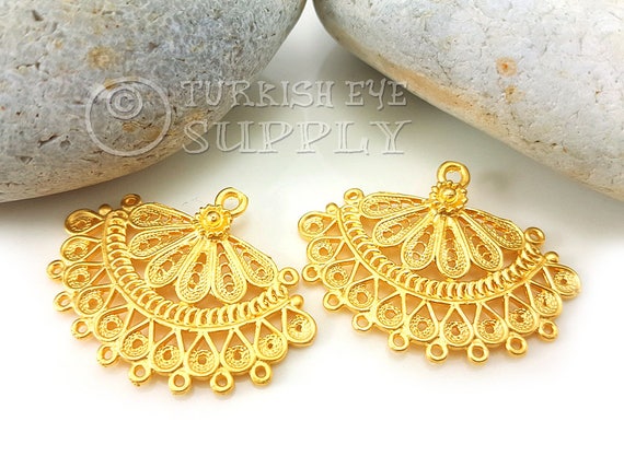 2 Pc Filigree Chandelier Earring Component Pendants 22k Gold Image 0
