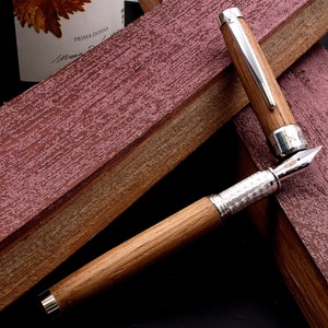 Handgemaakte vulpen wijnbarrique eiken en sterlingzilver, Italië