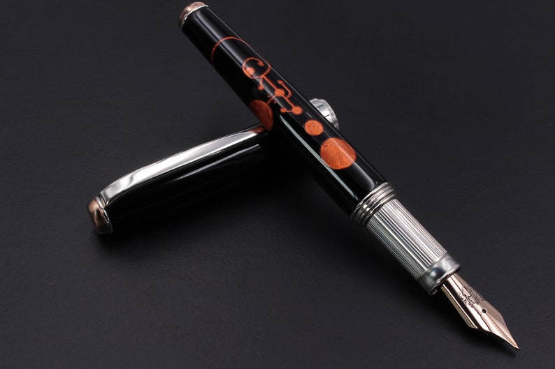 Unique UFO Fountain Pen, Crop Circle Engraved, 925 Sterling Silver Grip, Made in Italy