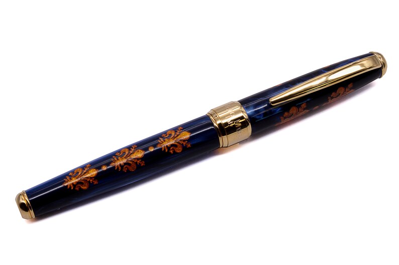 Italian Renaissance Art Fountain Pen with Florence Lily Flower and Vermeil Gold Grip