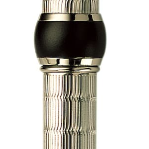 Penna stilografica in argento Sterling 925 fatta a mano con design Guilloché, realizzata in Italia