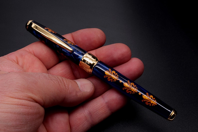Italian Renaissance Art Fountain Pen with Florence Lily Flower and Vermeil Gold Grip