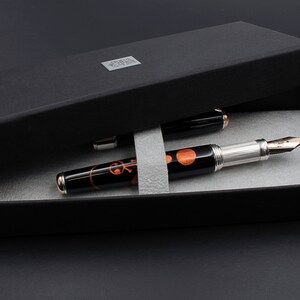 Unique UFO Fountain Pen, Crop Circle Engraved, 925 Sterling Silver Grip, Made in Italy
