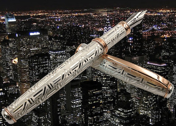 Artisan Acrylic Tower Pen Display