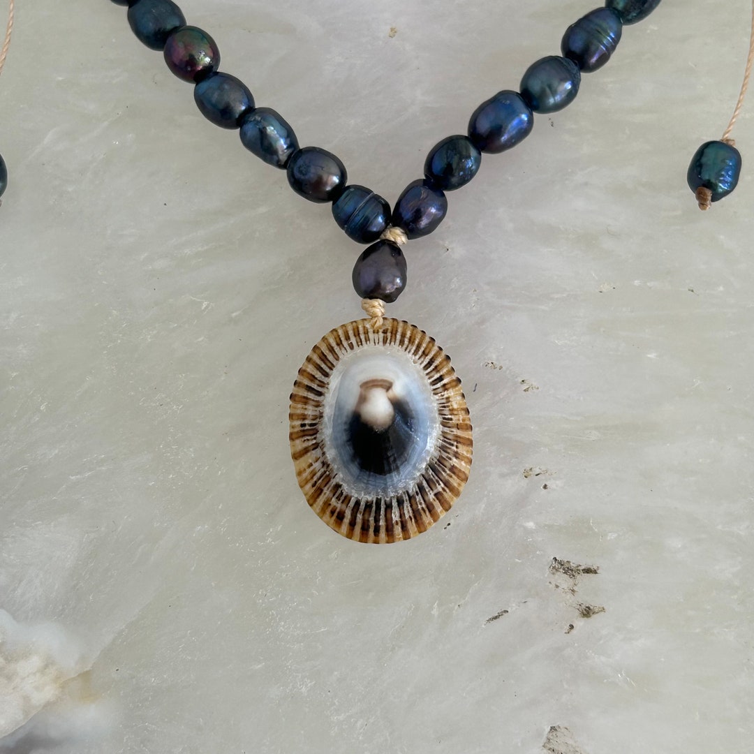 Hawaiian Opihi Limpet Shell and Fresh Water Pearl Necklace - Etsy