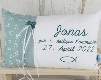 Personalized pillow for communion or confirmation, in green and white, made of cotton fabric, a great name pillow, money gift, children.