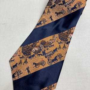 Vintage 1970's Wide Kipper Tie - Intricate Colonial Scene  - Made in Malta  Jacquard Woven Polyester - Navy Blue and Salmon