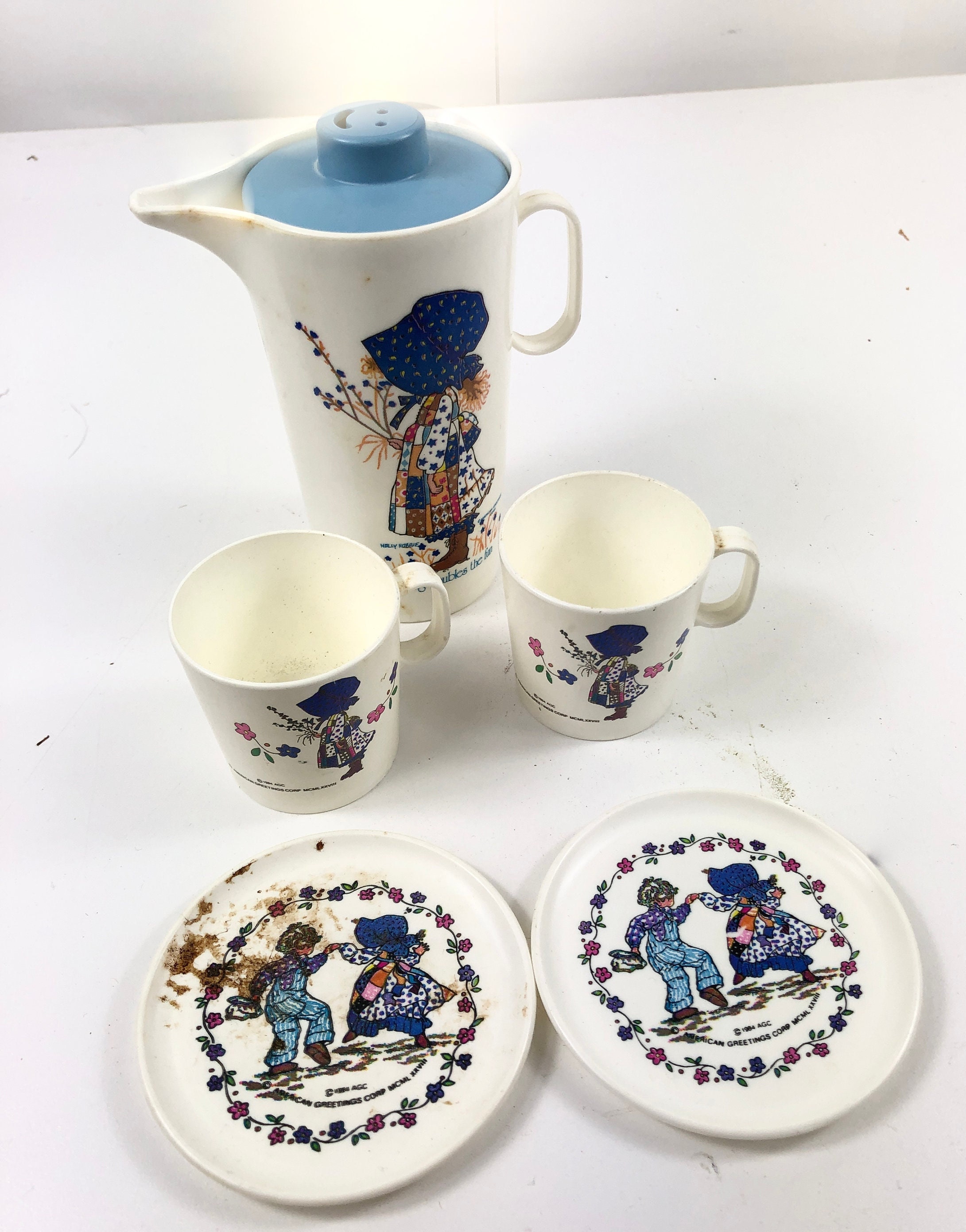 Holly hobbie tea set discount