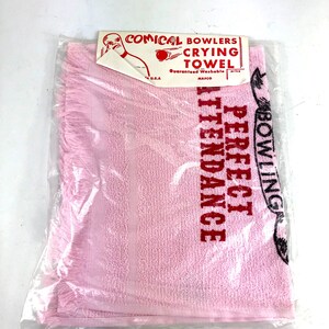 Vintage MAFCO Comical Bowlers Crying Towel Bowling Collectible USA Gold NEW 