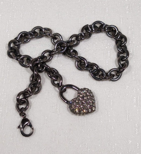 Bebe Gun Metal Heavy Chain Crystal Heart Choker Hear Gem