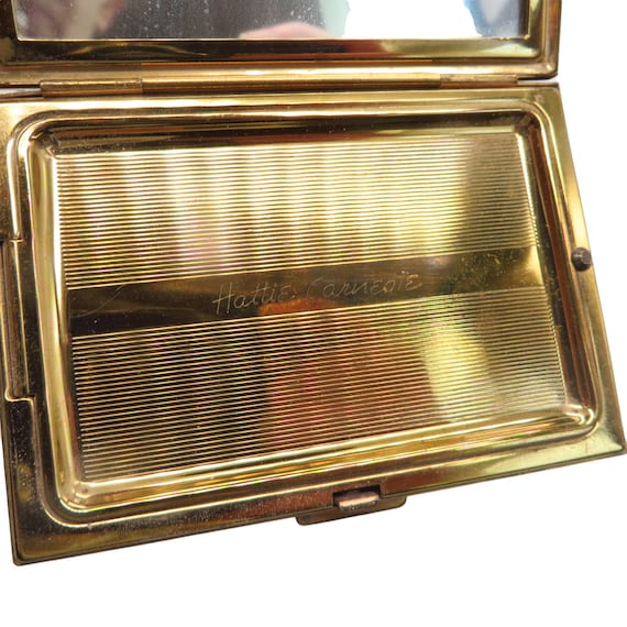 Vintage Hattie Carnegie Gold Compact with Profile of Cardinal Richelieu View 3