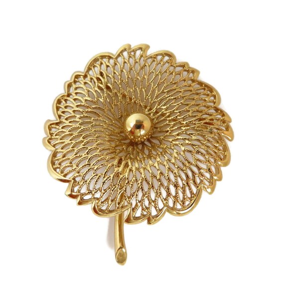 Vintage Monet Gold Tone Openwork Flower Pin - image 4