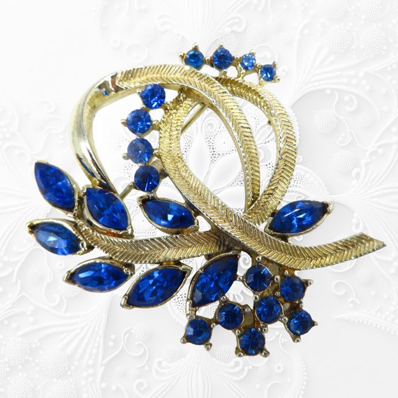 Vintage Blue Rhinestone Brooch, Coro Gold Tone Fl… - image 2