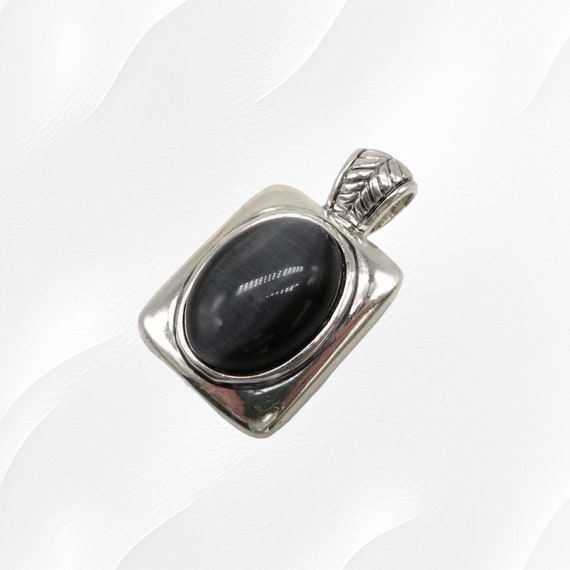 Vintage Pendant Necklace Black Glass Pendant Silv… - image 4