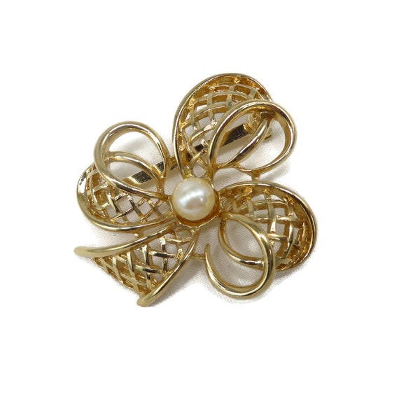 Vintage Brooch, Richelieu Ribbon Pin with Faux Pe… - image 2