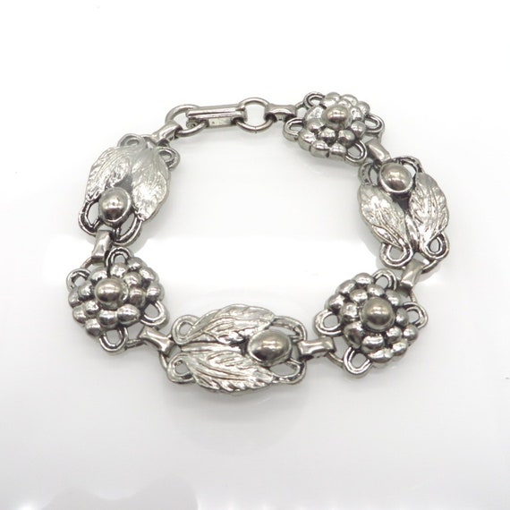 Vintage Link Bracelet, Silver Tone Clusters of Gr… - image 6