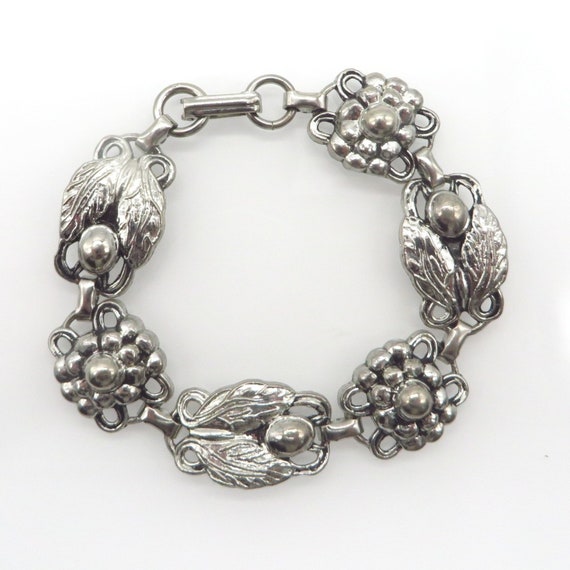 Vintage Link Bracelet, Silver Tone Clusters of Gr… - image 1